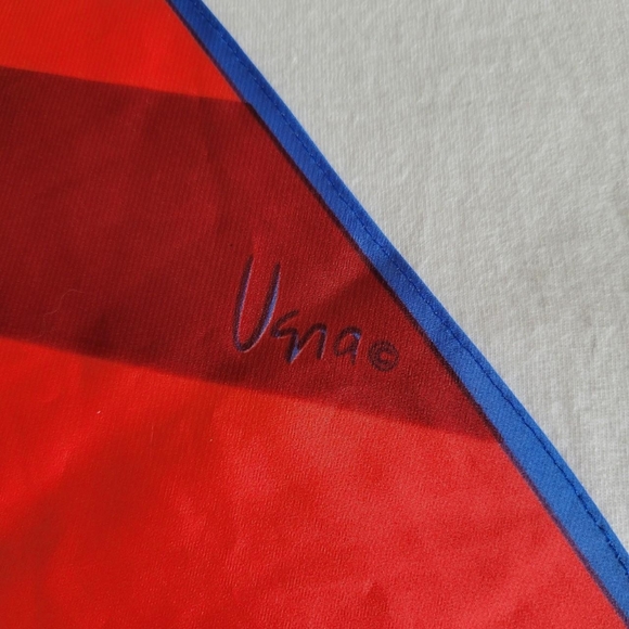 Vintage Vera Neumann satin /silk scarf - Picture 2 of 2